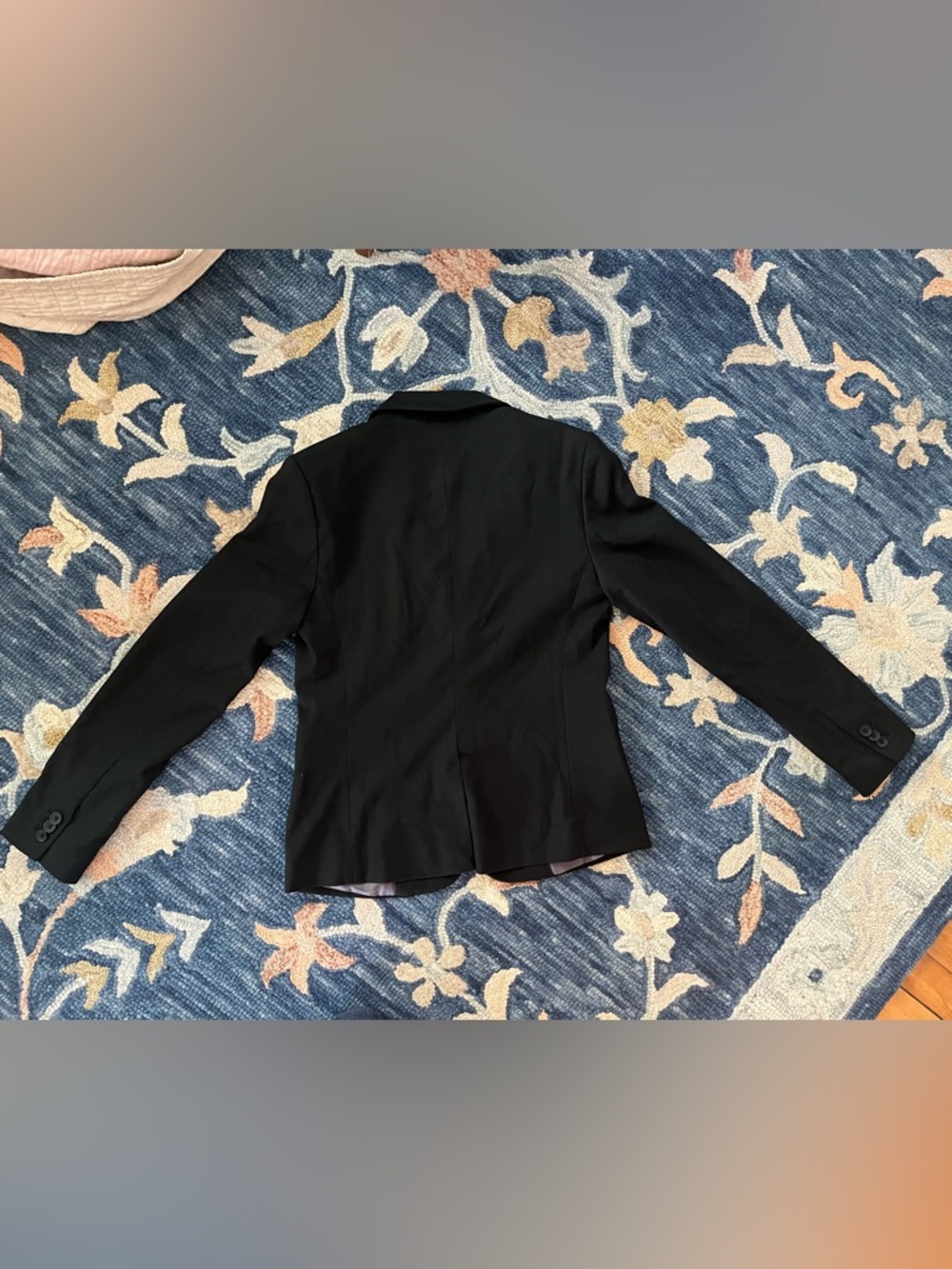 Banana Republic Black Blazer size 2 - Picture 4 of 8